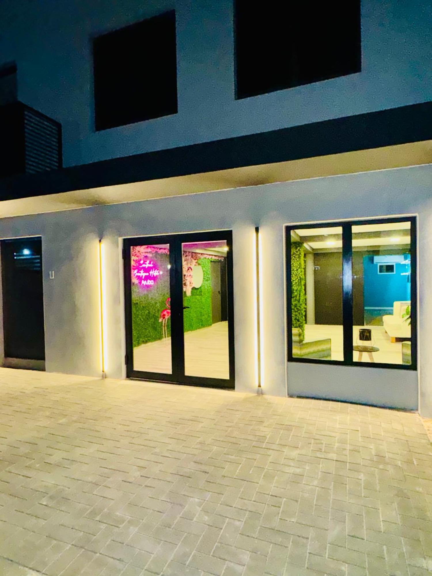 Central Boutique Hotel Oranjestad Exteriér fotografie
