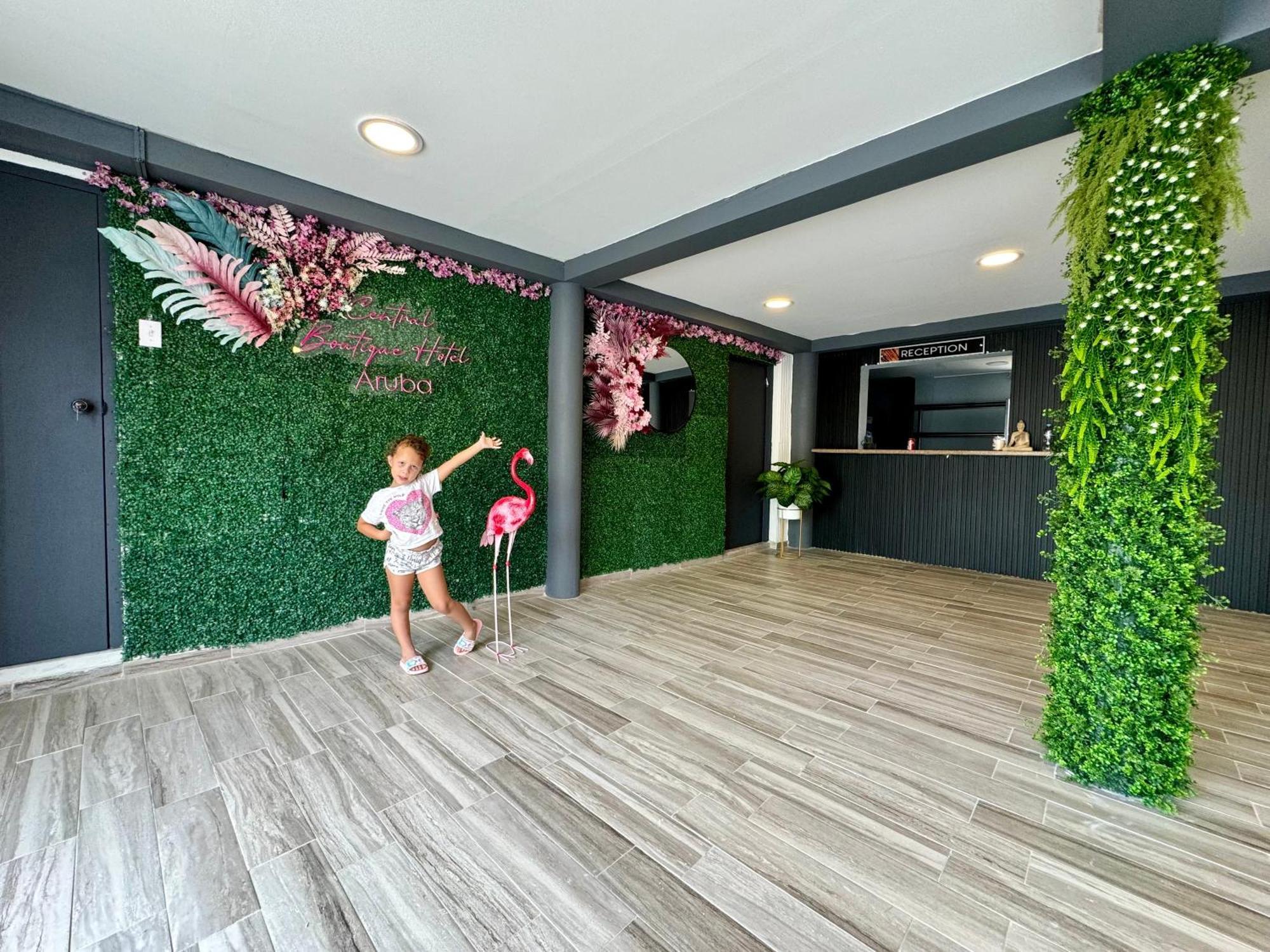 Central Boutique Hotel Oranjestad Exteriér fotografie